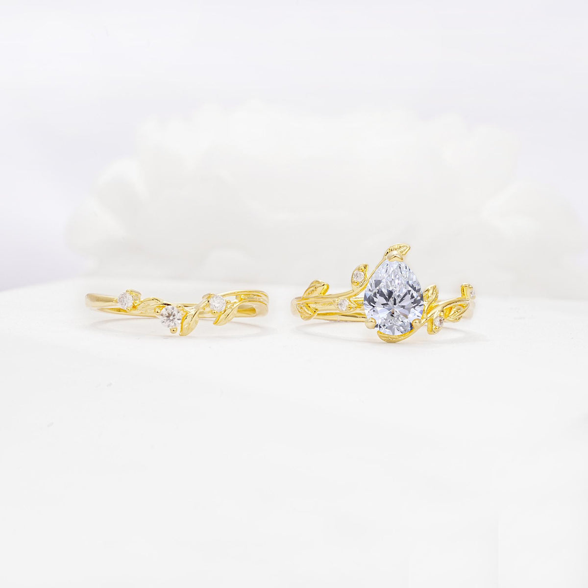 Nature-Inspired Pear Cut Lab Diamond Engagement Ring Set with Twisted Vine Accents - Additional view