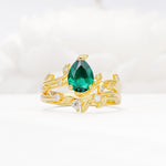 Nature-Inspired Pear Cut Emerald Engagement Ring Set with Twisted Vine Accents - Yellow-Gold