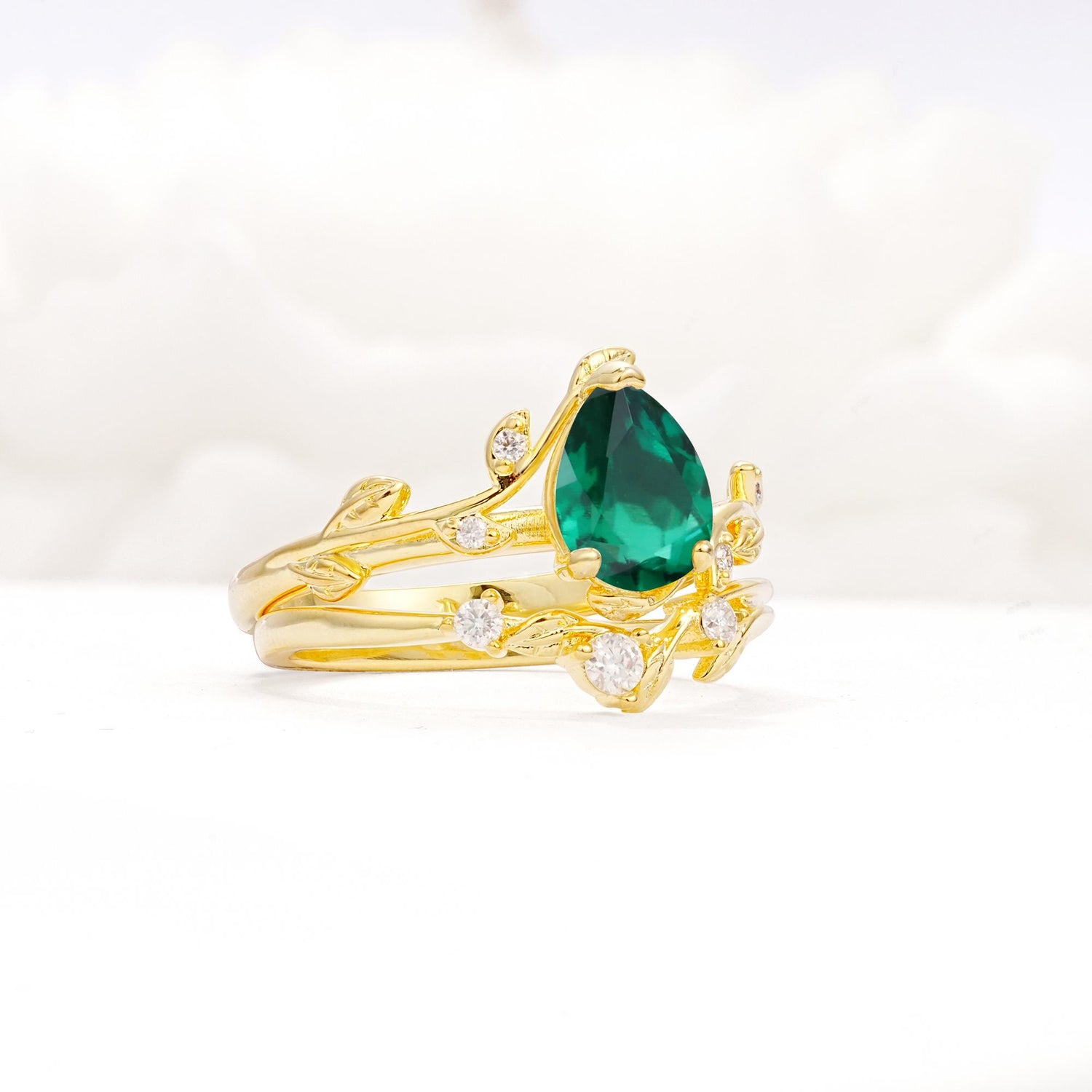 Nature-Inspired Pear Cut Emerald Engagement Ring Set with Twisted Vine Accents - Rose-Gold