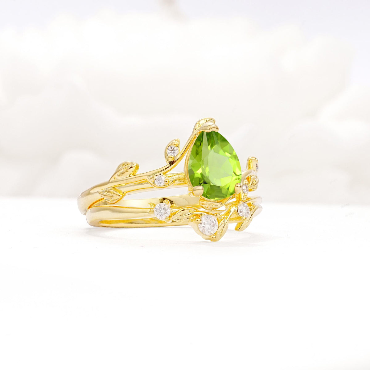 Nature-Inspired Pear Cut Peridot Engagement Ring Set with Twisted Vine Accents - Rose-Gold