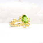 Nature-Inspired Pear Cut Peridot Engagement Ring Set with Twisted Vine Accents - Rose-Gold