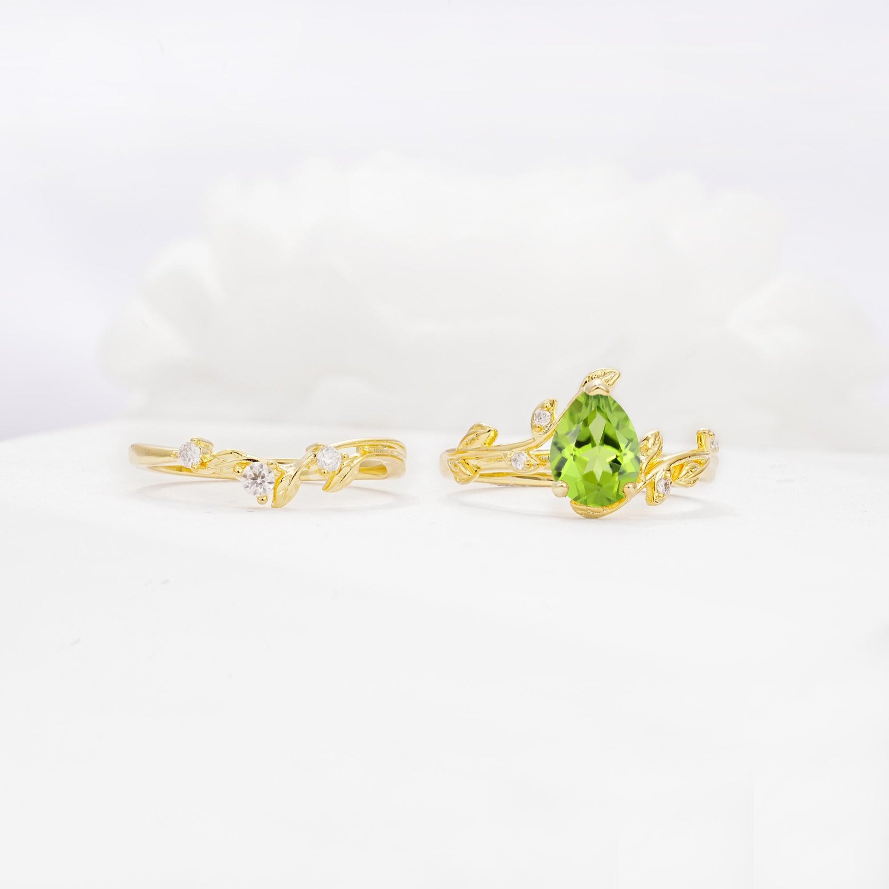 Nature-Inspired Pear Cut Peridot Engagement Ring Set with Twisted Vine Accents - Additional view