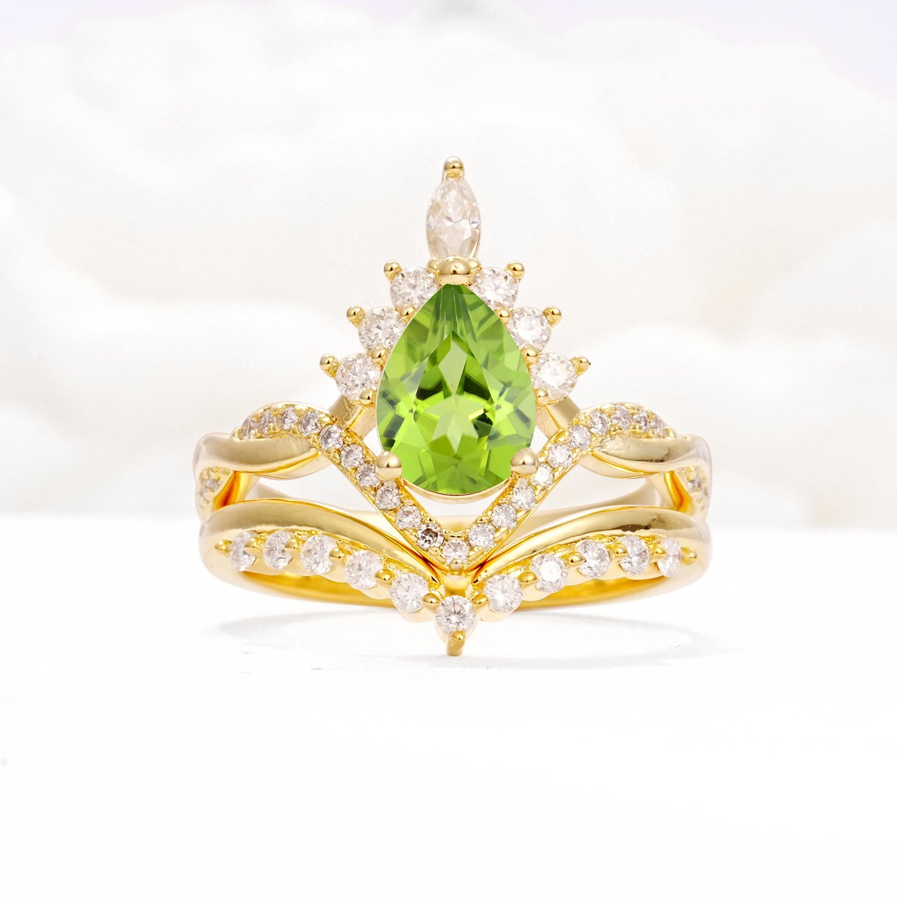 Pear Cut Peridot Crown Engagement Ring Set with Chevron Enhancer - Yellow-Gold
