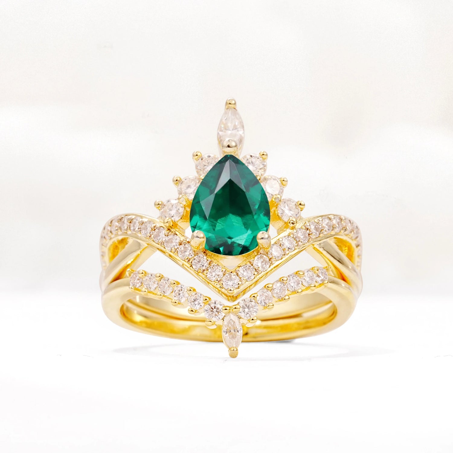 Tiara Pear Cut Emerald Bridal Ring Set with Chevron Enhancer Band