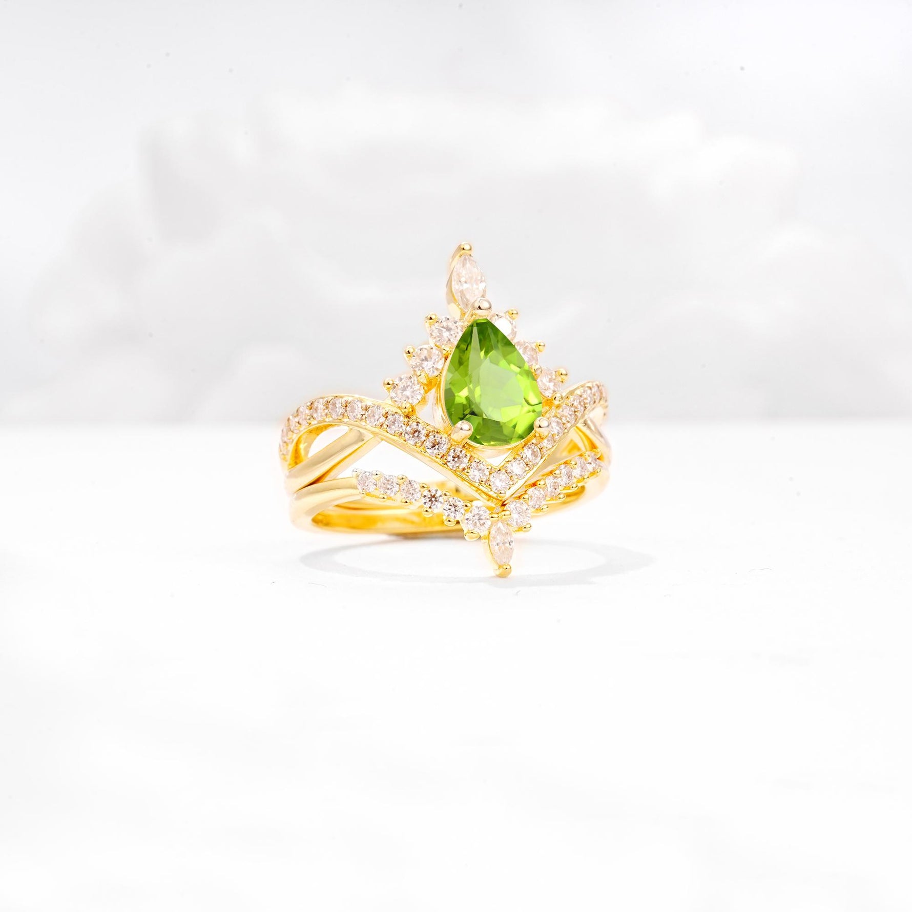 Tiara Pear Cut Peridot Bridal Ring Set with Chevron Enhancer Band - Rose-Gold