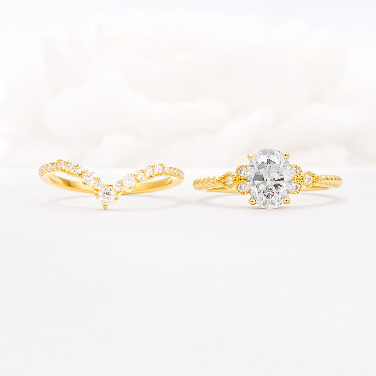 Oval Cut Moissanite Vintage Engagement Ring Set with Chevron Band - White-Gold