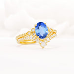 Oval Cut Sapphire Vintage Engagement Ring Set with Chevron Band - Rose-Gold