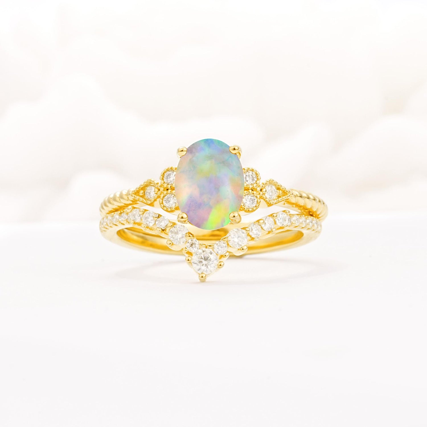 Oval Cut Fire Opal Vintage Engagement Ring Set with Chevron Band - Yellow-Gold