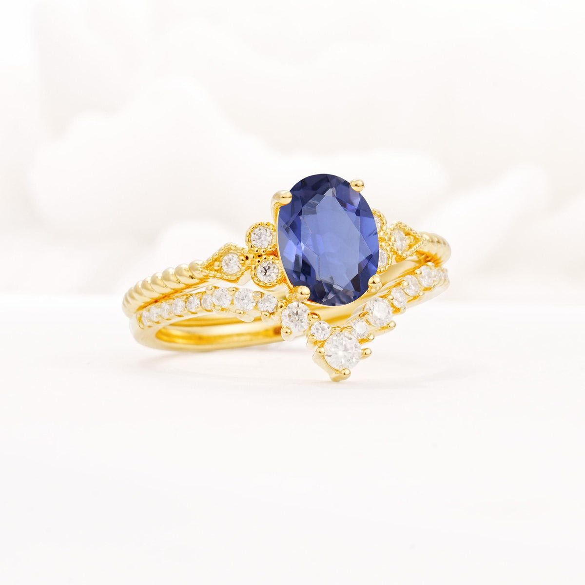 Oval Cut Tanzanite Vintage Engagement Ring Set with Chevron Band - Rose-Gold