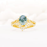 Oval Cut Moss Agate Vintage Engagement Ring Set with Chevron Band - Yellow-Gold