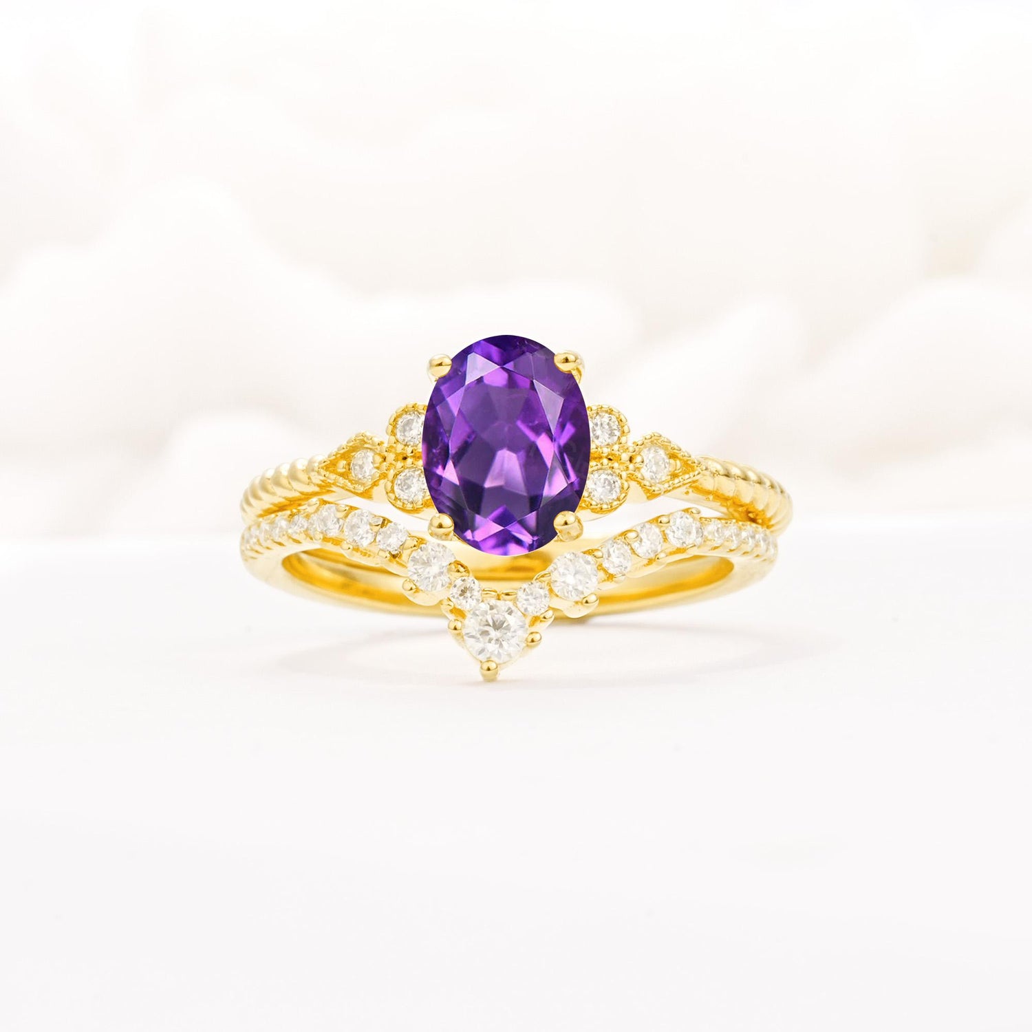 Oval Cut Amethyst Vintage Engagement Ring Set with Chevron Band - Yellow-Gold