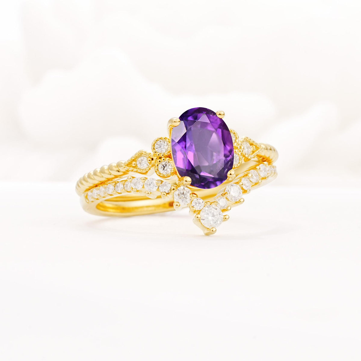 Oval Cut Amethyst Vintage Engagement Ring Set with Chevron Band - Rose-Gold