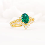 Oval Cut Emerald Vintage Engagement Ring Set with Chevron Band - Rose-Gold