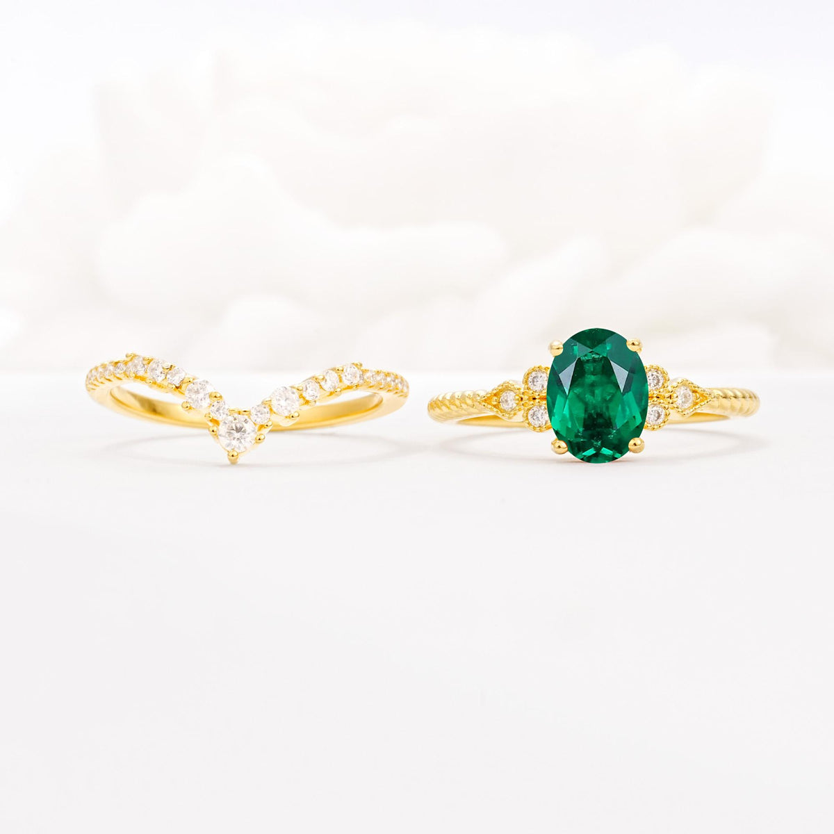 Oval Cut Emerald Vintage Engagement Ring Set with Chevron Band - White-Gold