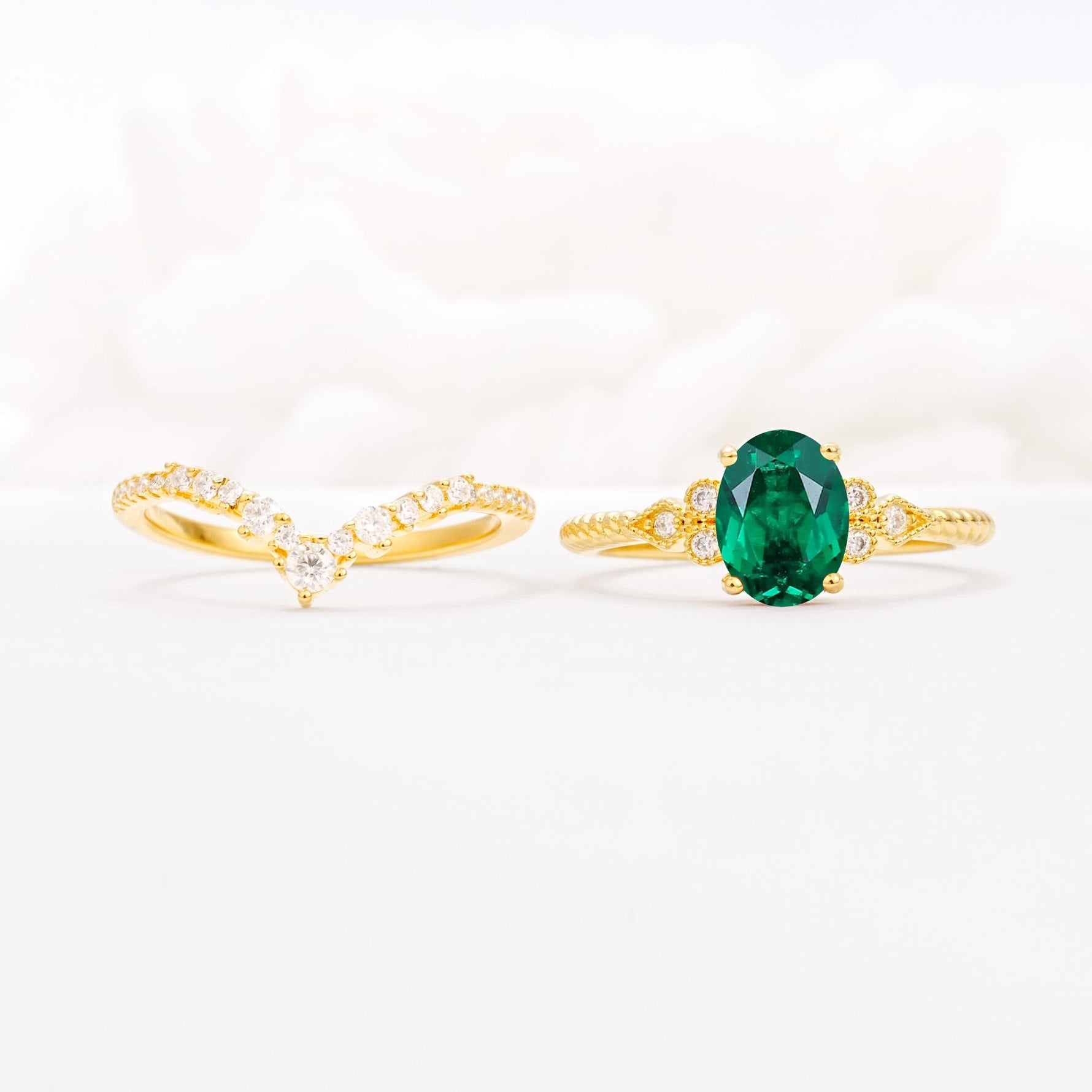 Oval Cut Emerald Vintage Engagement Ring Set with Chevron Band - White-Gold