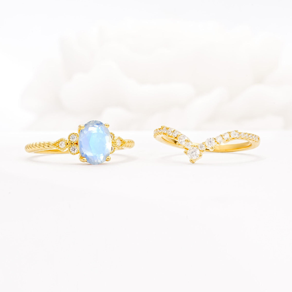 Oval Cut Moonstone Vintage Engagement Ring Set with Chevron Band - Additional view