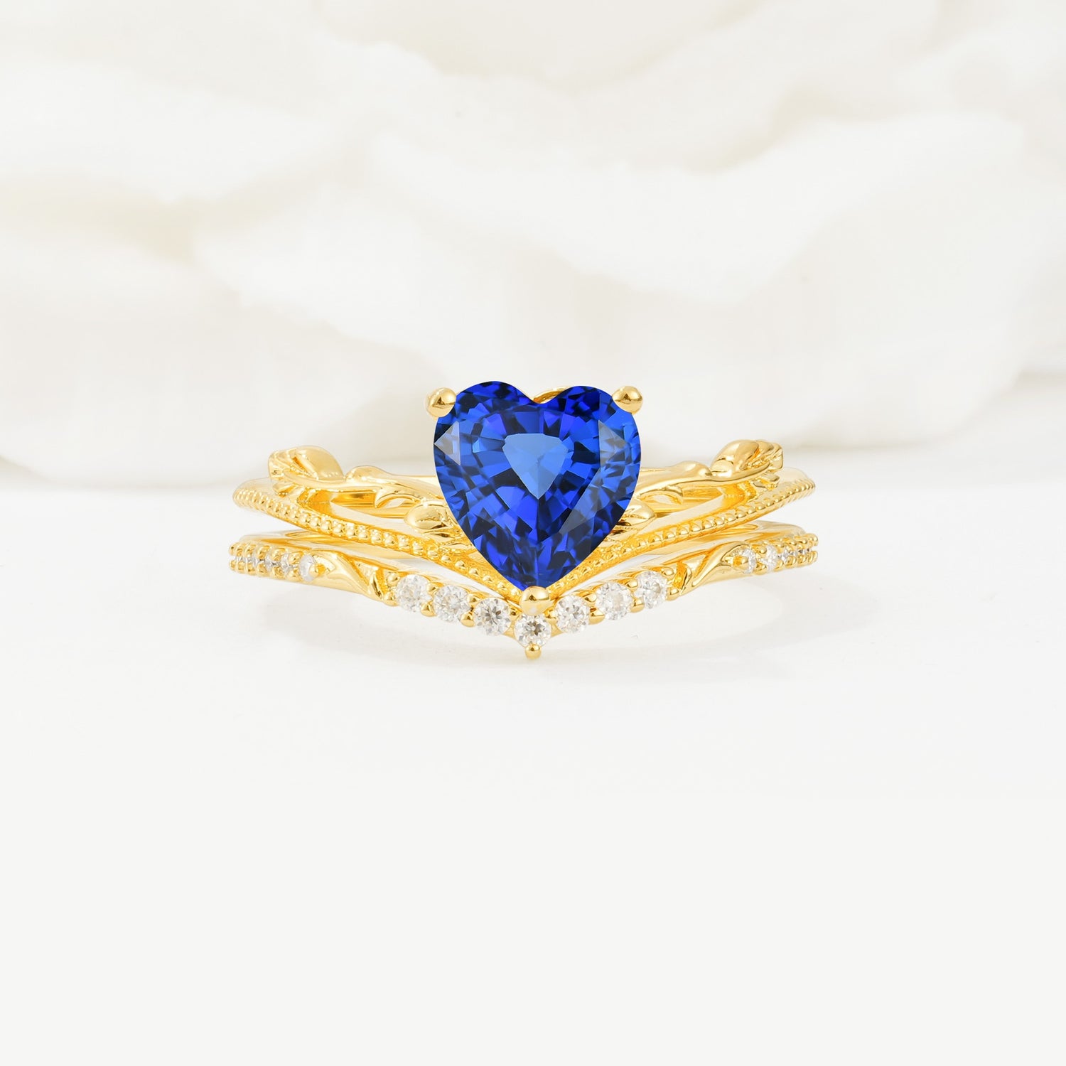 Nature Inspired Heart Cut Sapphire Bridal Ring Set - Yellow-Gold