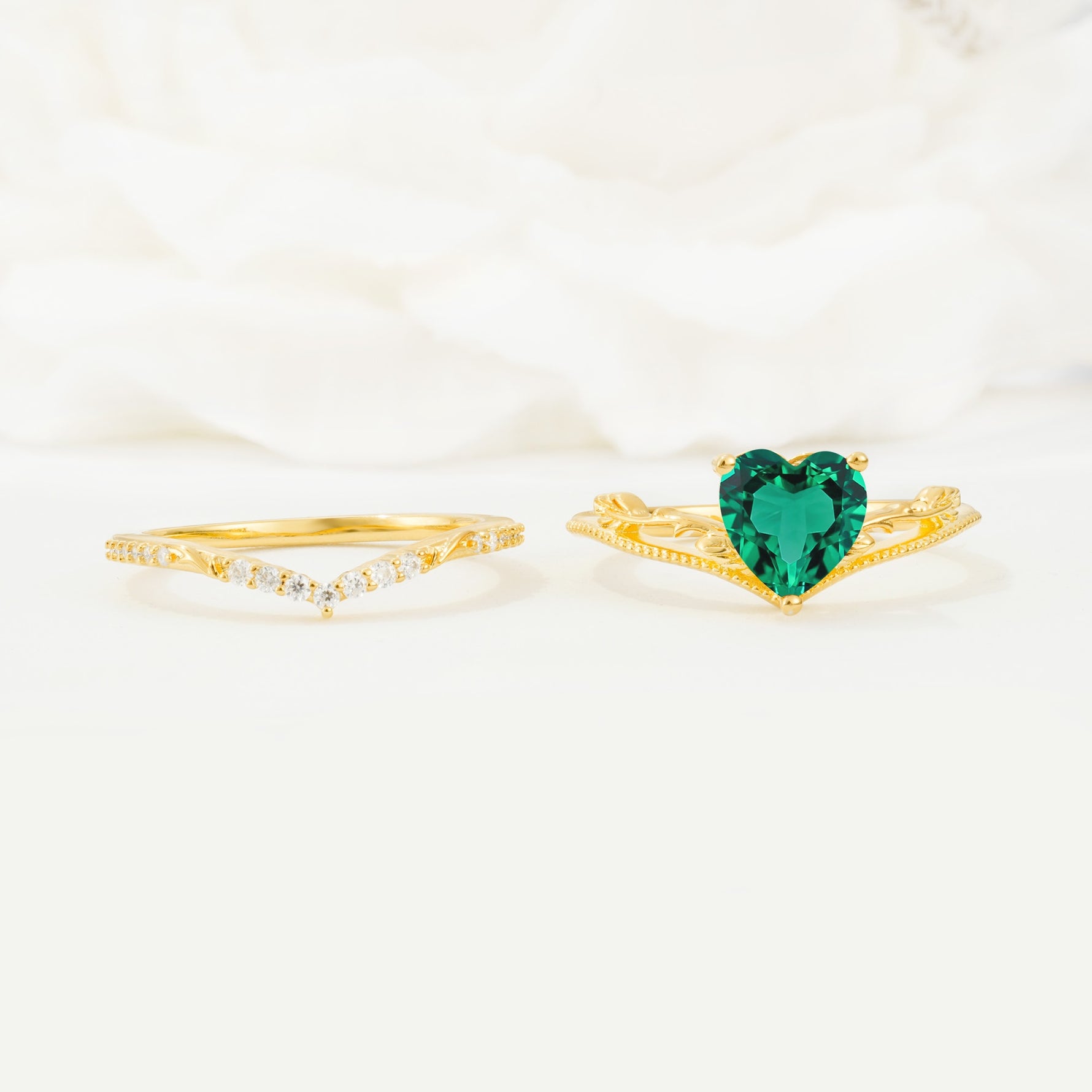 Nature Inspired Heart Cut Emerald Bridal Ring Set - White-Gold