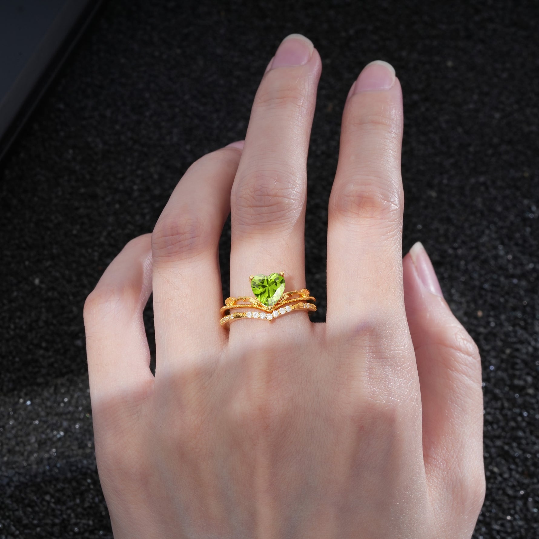 Nature Inspired Heart Cut Peridot Bridal Ring Set - Additional view