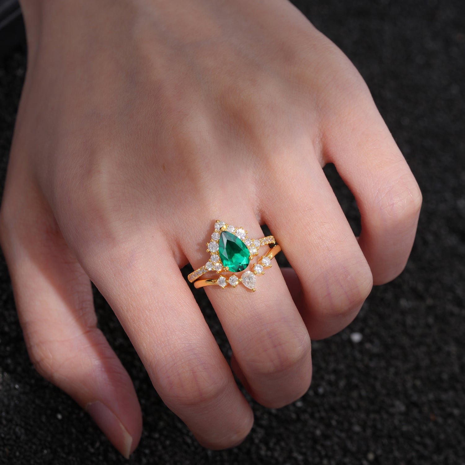 Oval Cut Emerald Vintage Filigree Engagement Ring