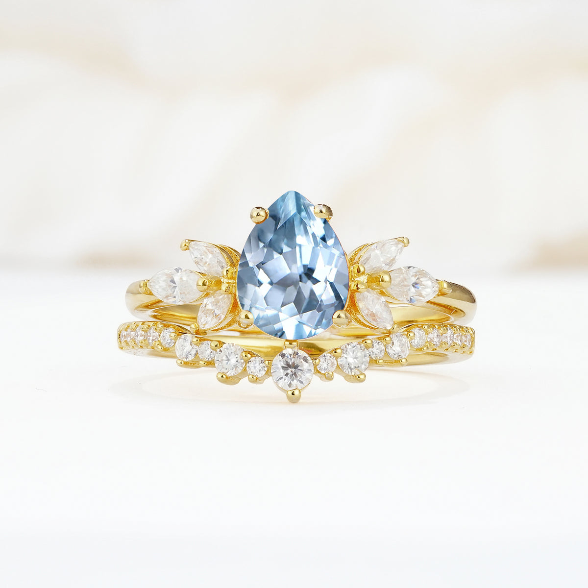 SR17165 Aquamarine Ring - Yellow-Gold