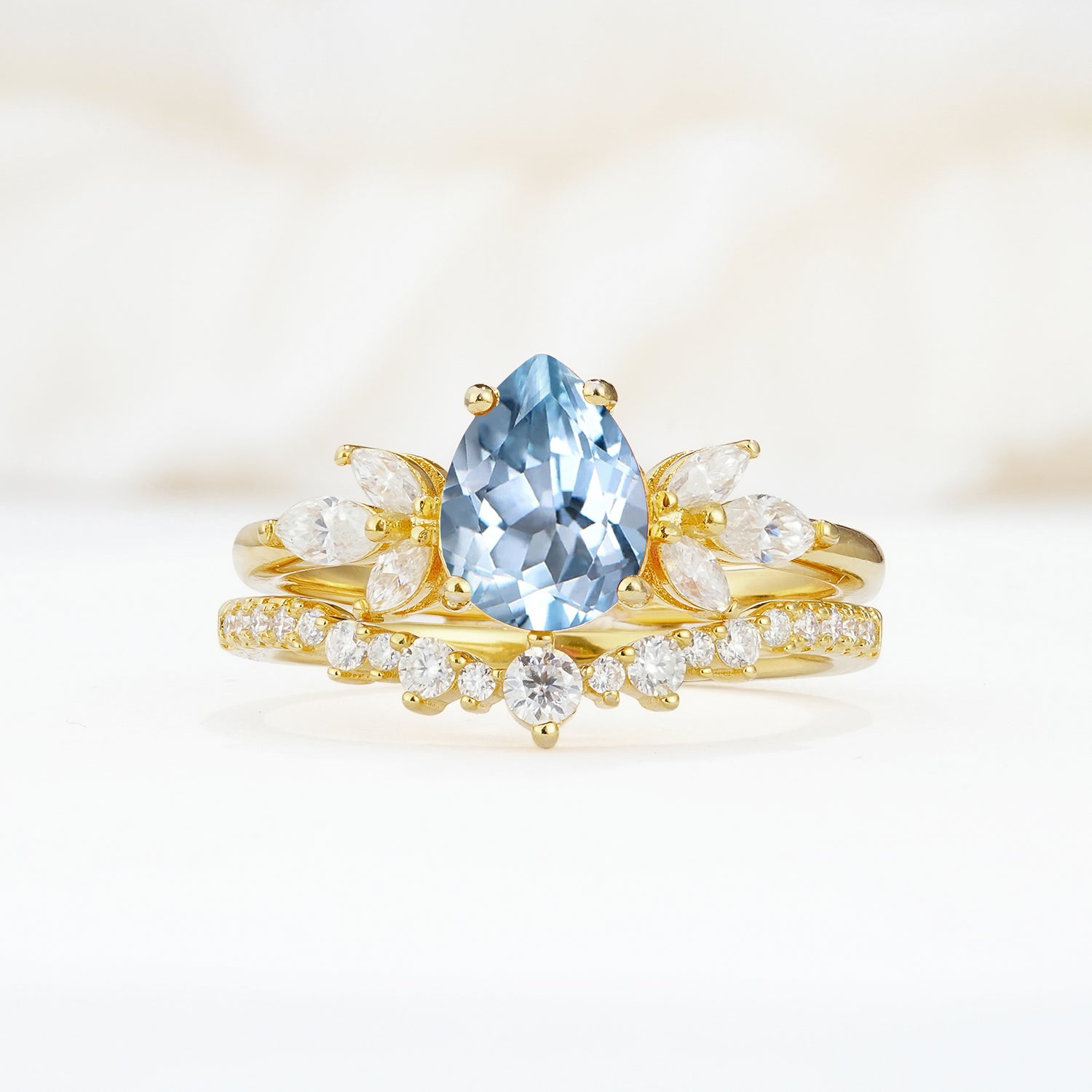 SR17165 Aquamarine Ring - Yellow-Gold