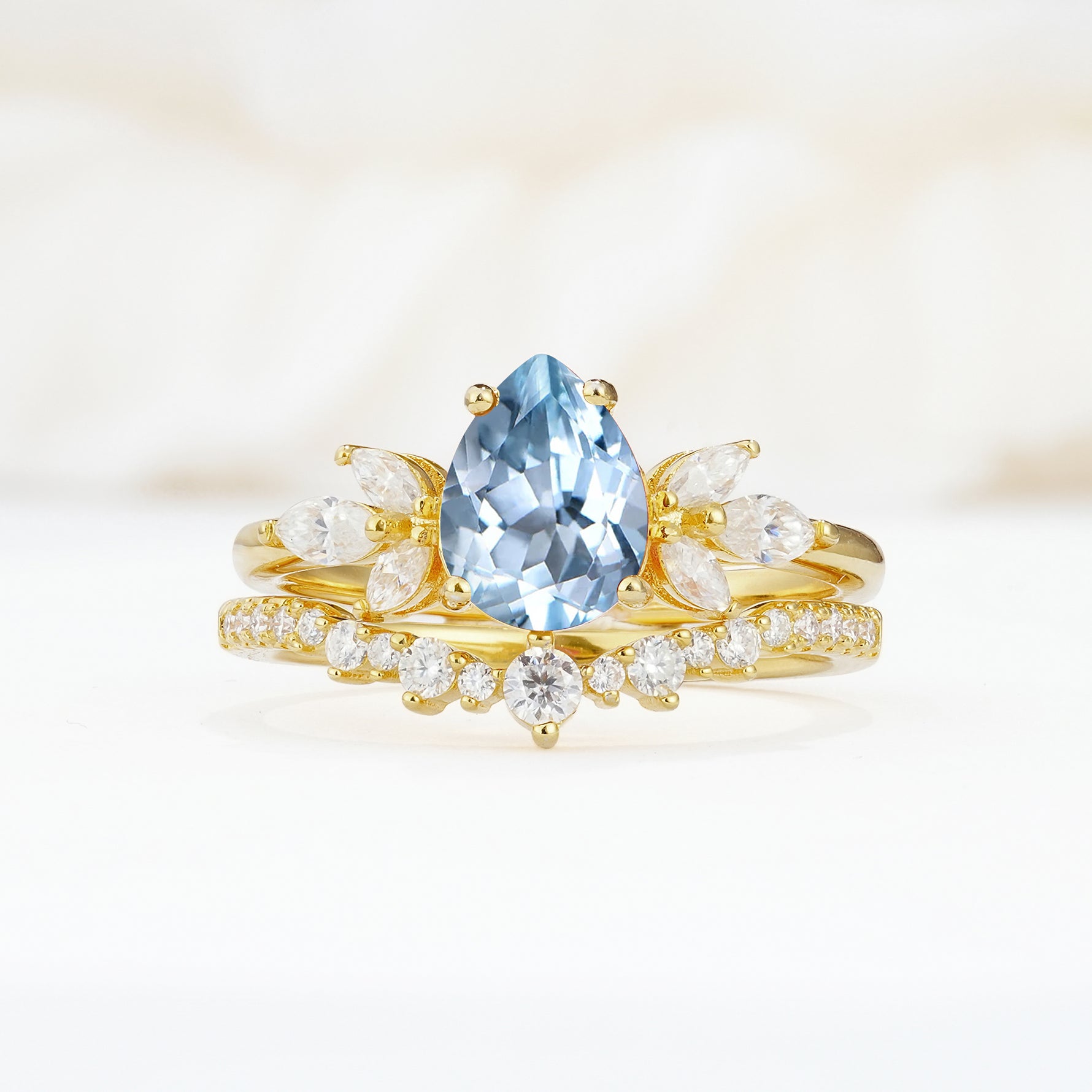 SR17165 Aquamarine Ring - Yellow-Gold