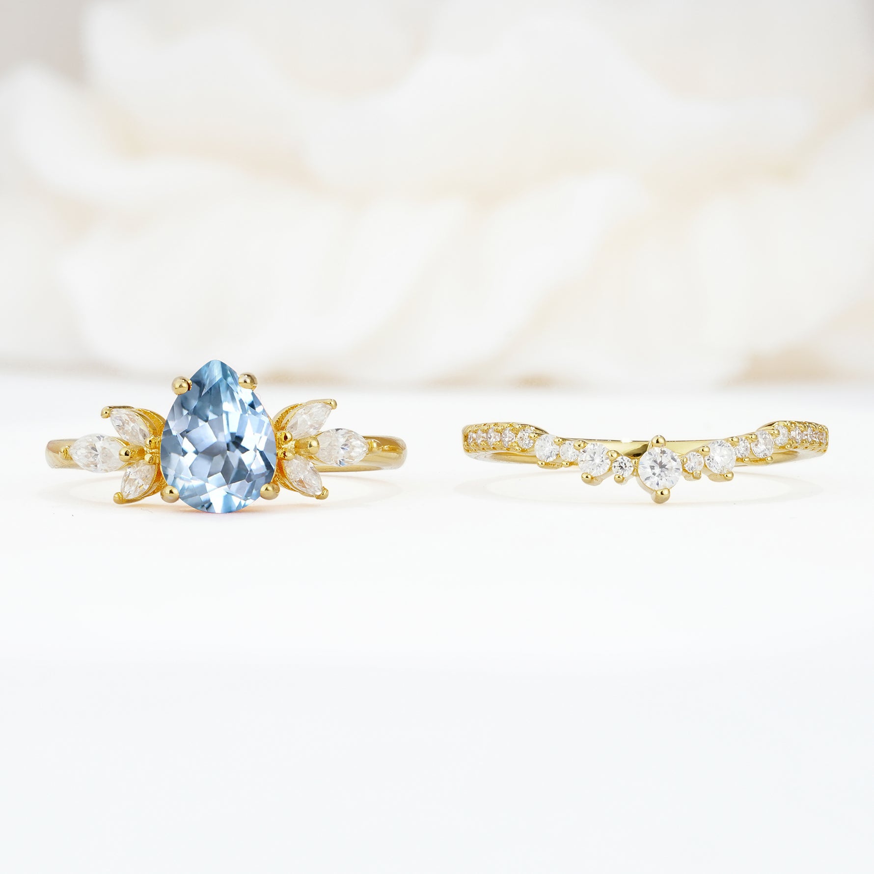 SR17165 Aquamarine Ring - White-Gold