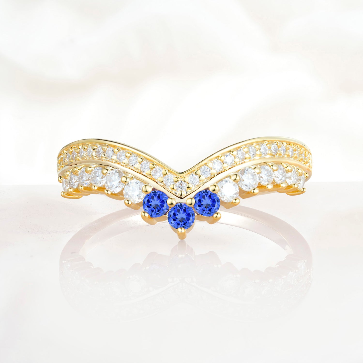 Vintage Round Cut Curved Chevron Sapphire Ring Set for Women