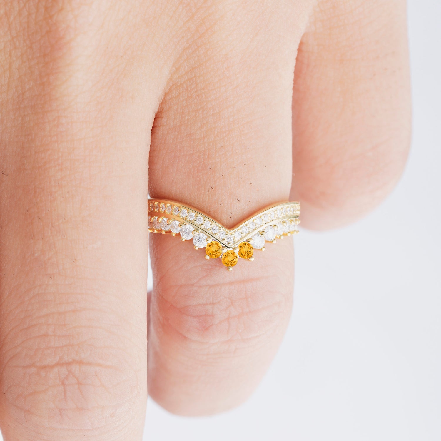 Vintage Round Cut Curved Chevron Citrine Ring Set for Women