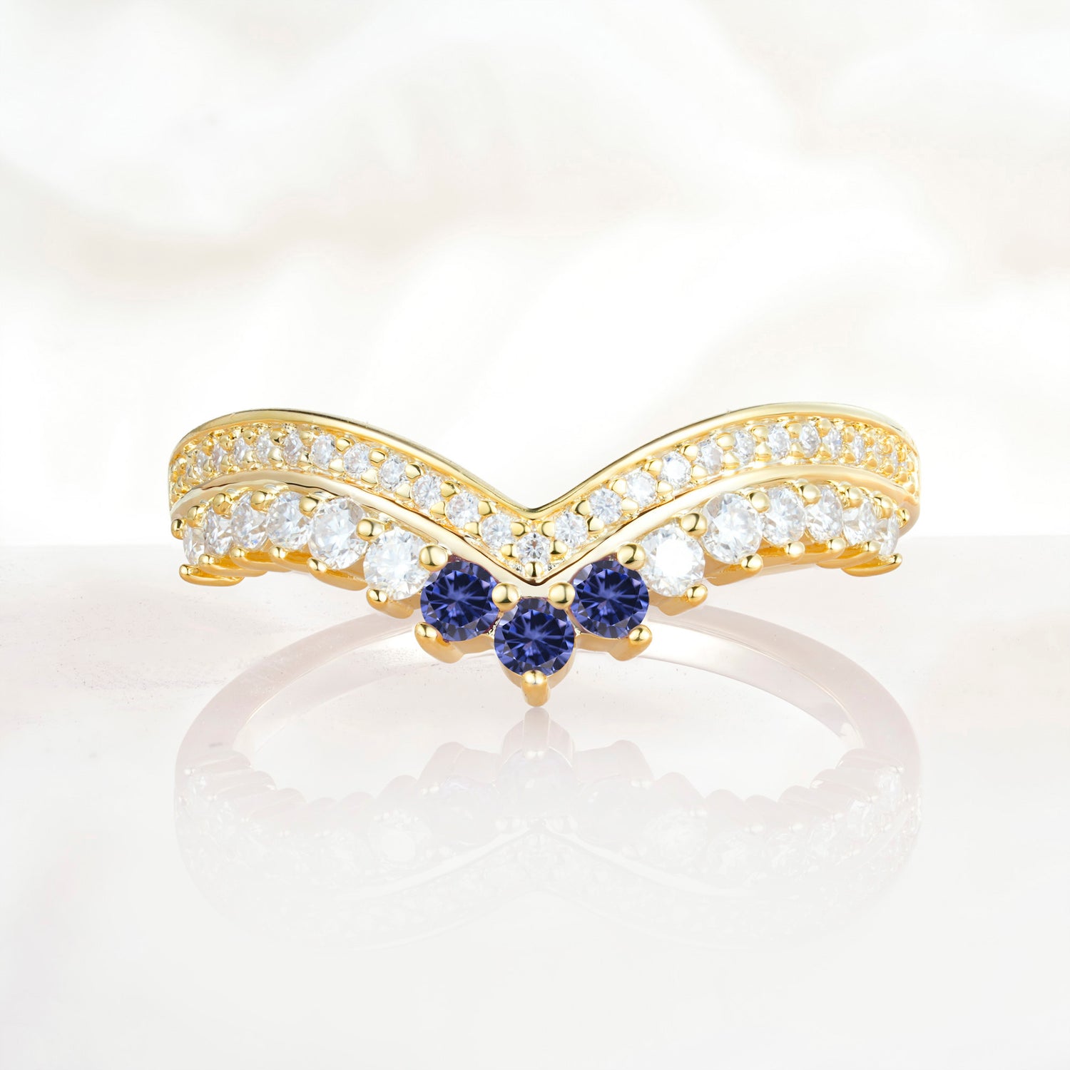 Vintage Round Cut Curved Chevron Tanzanite Ring Set for Women