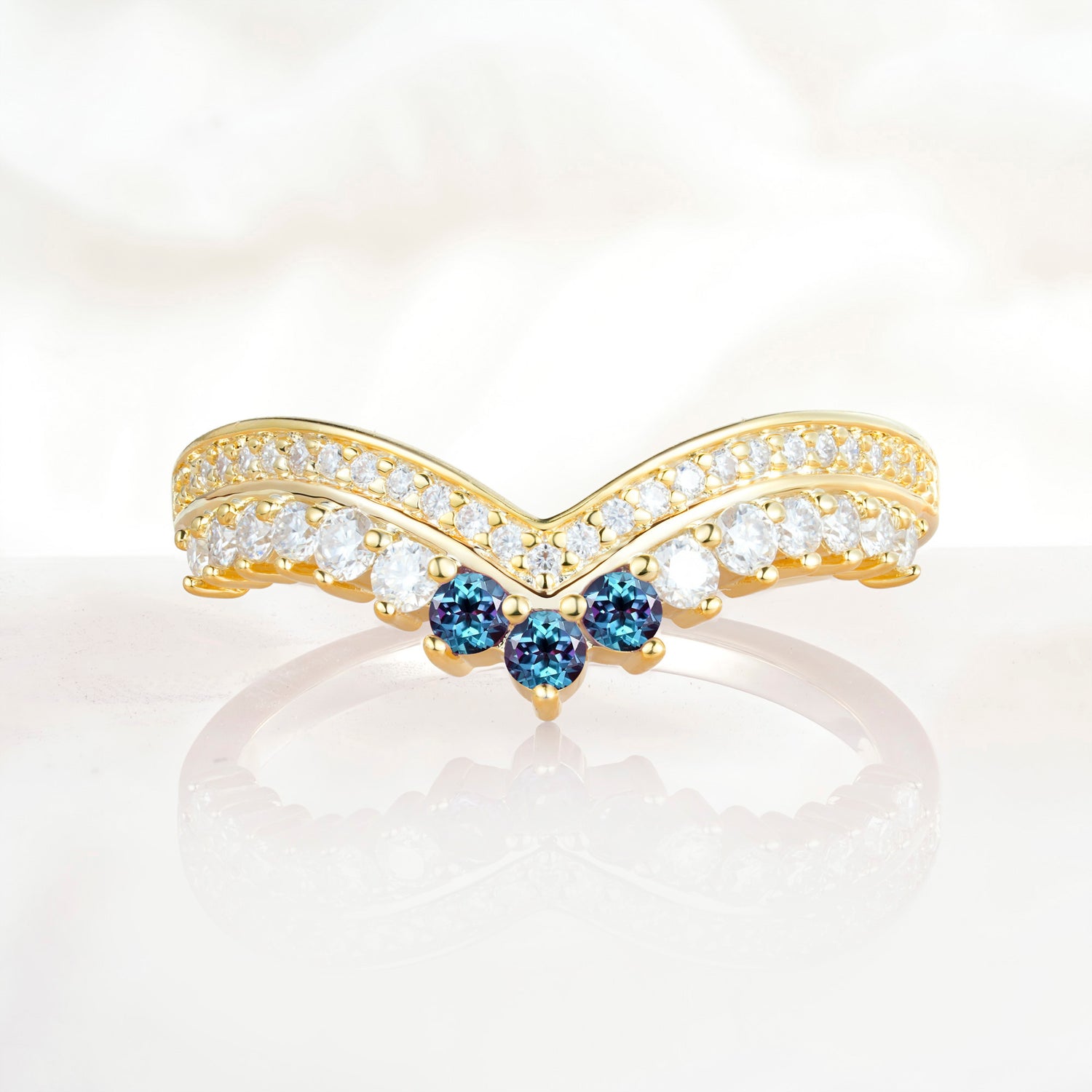 Vintage Round Cut Curved Chevron Alexandrite Ring Set for Women