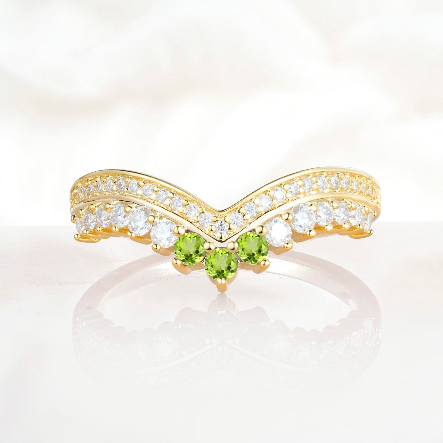 Vintage Round Cut Curved Chevron Peridot Ring Set for Women