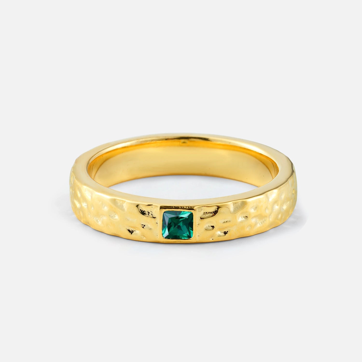 Princess Cut Emerald Hammered Flush-Set Wedding Band - Additional view