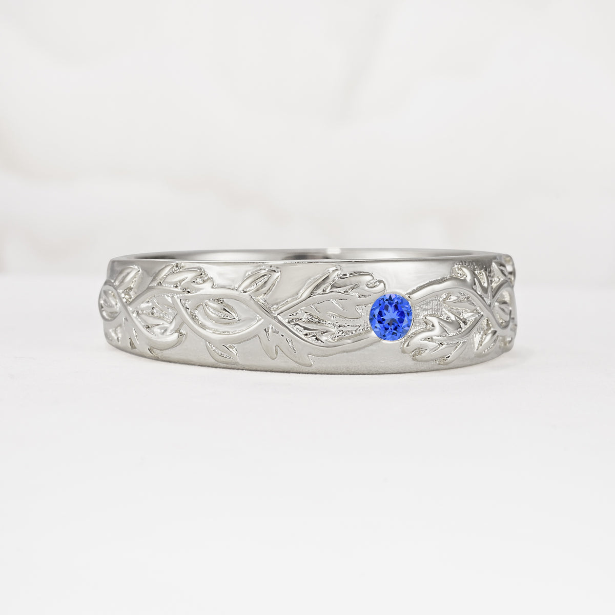 Vintage Leaf Engraved Solitaire Sapphire Men's Wedding Band - Additional view