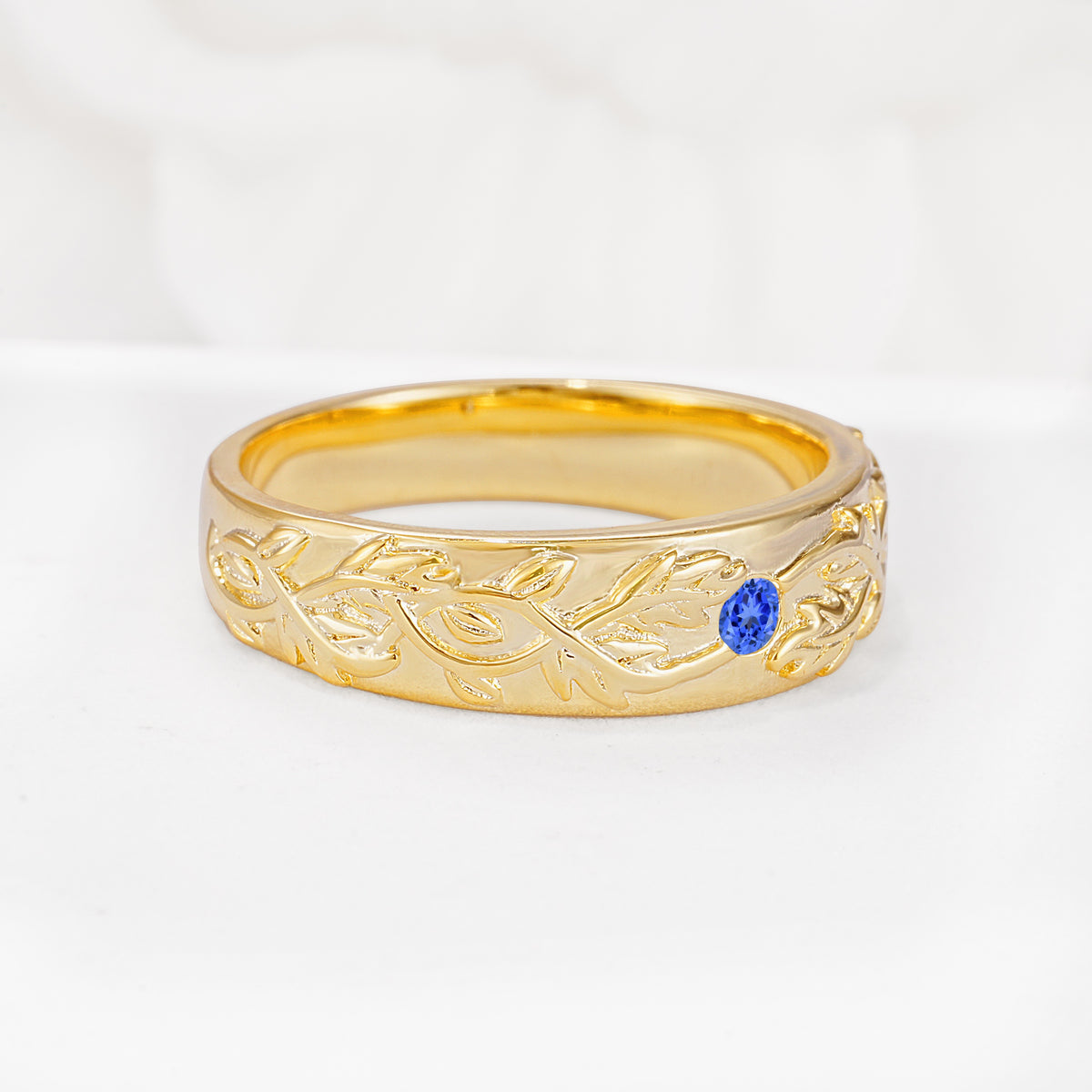 Vintage Leaf Engraved Solitaire Sapphire Men's Wedding Band - Additional view