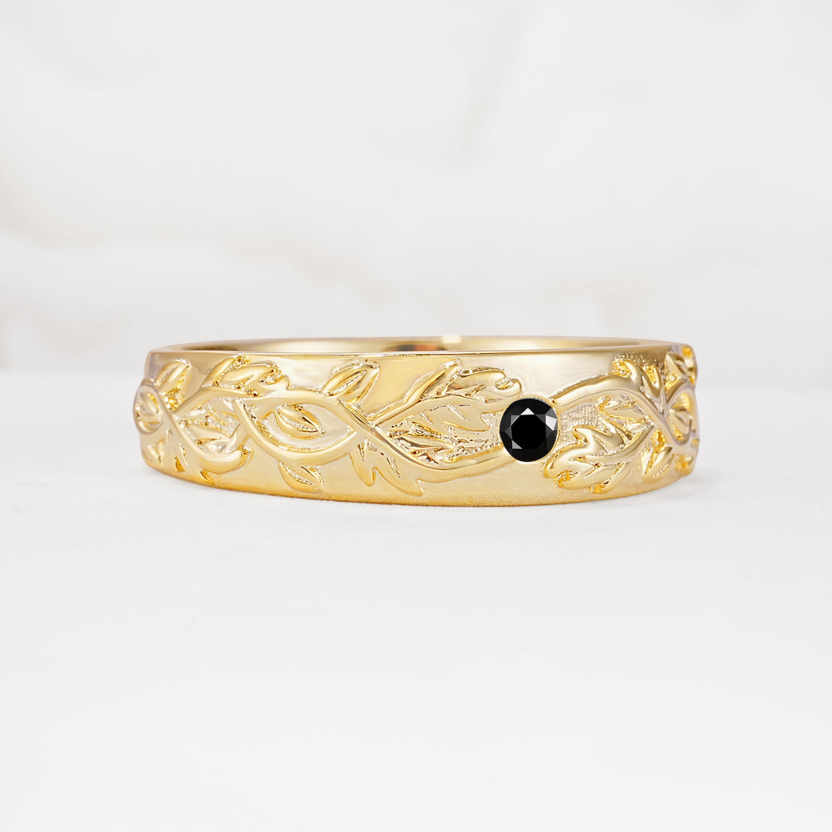 Vintage Leaf Engraved Solitaire Black Onyx Men's Wedding Band - Additional view
