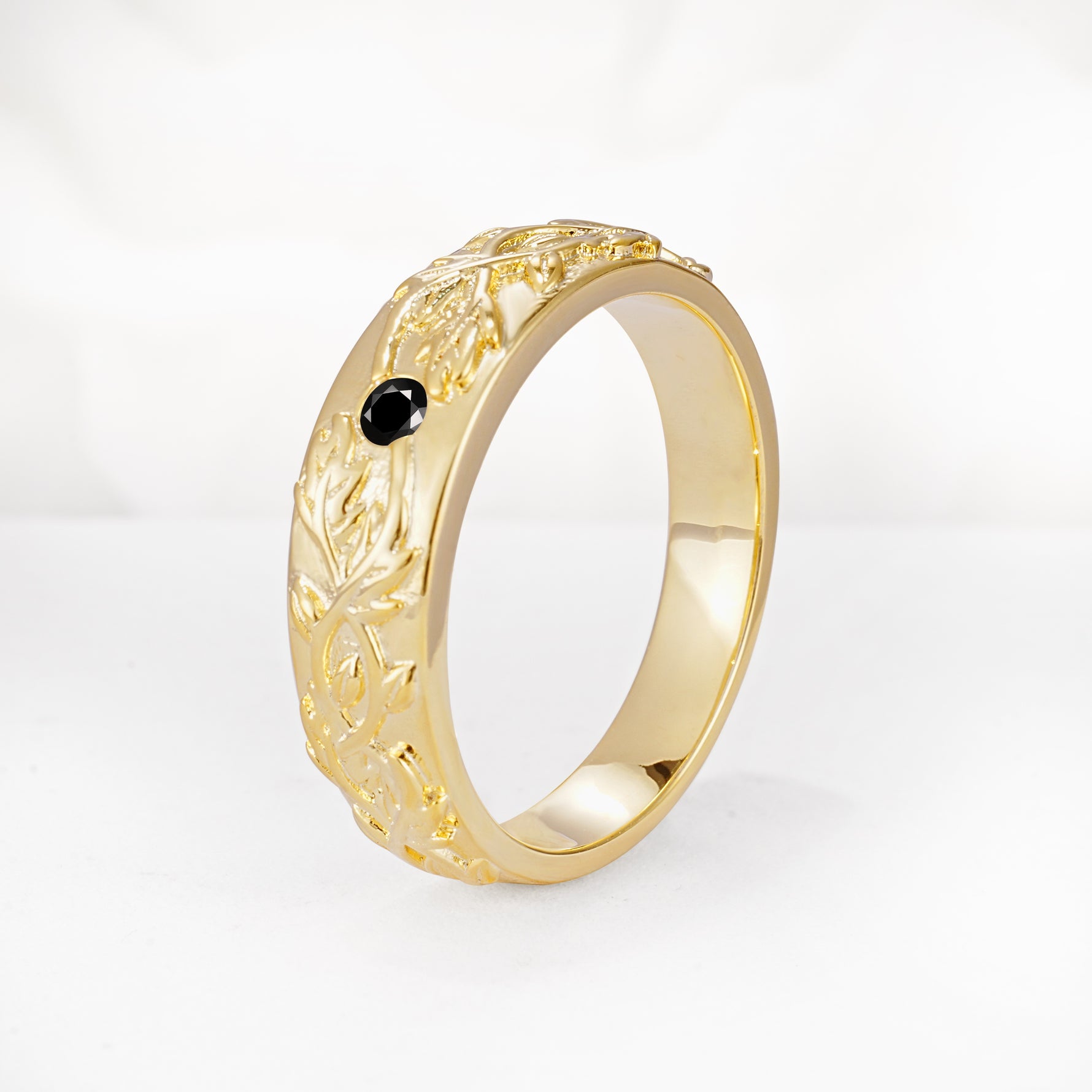 Vintage Leaf Engraved Solitaire Black Onyx Men's Wedding Band - Additional view