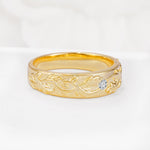 Vintage Leaf Engraved Solitaire Lab Diamond Men's Wedding Band - Additional view