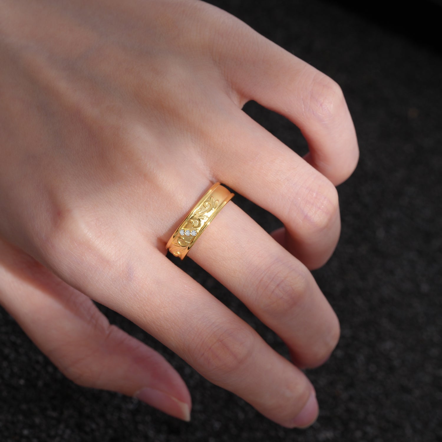 Vintage Round Cut Scroll Engraved Accent Lab Diamond Wedding Band - Additional view