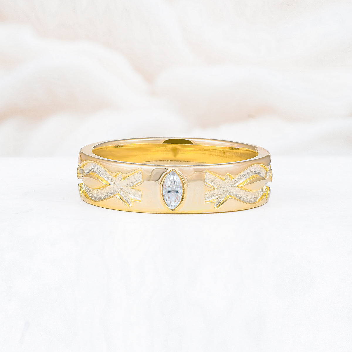 SR17406 Moissanite Ring - Yellow-Gold