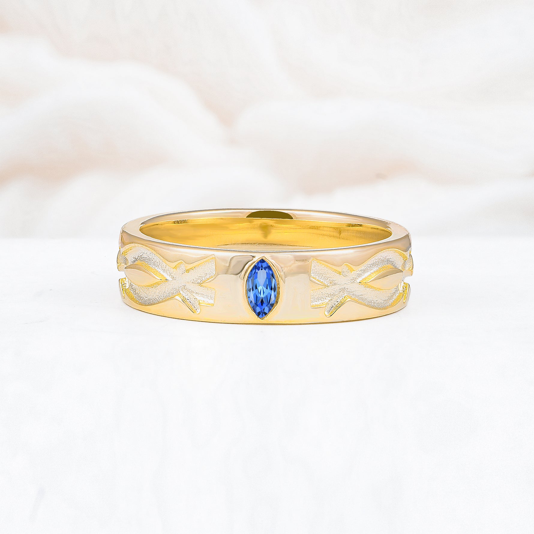 SR17406 Sapphire Ring - Yellow-Gold