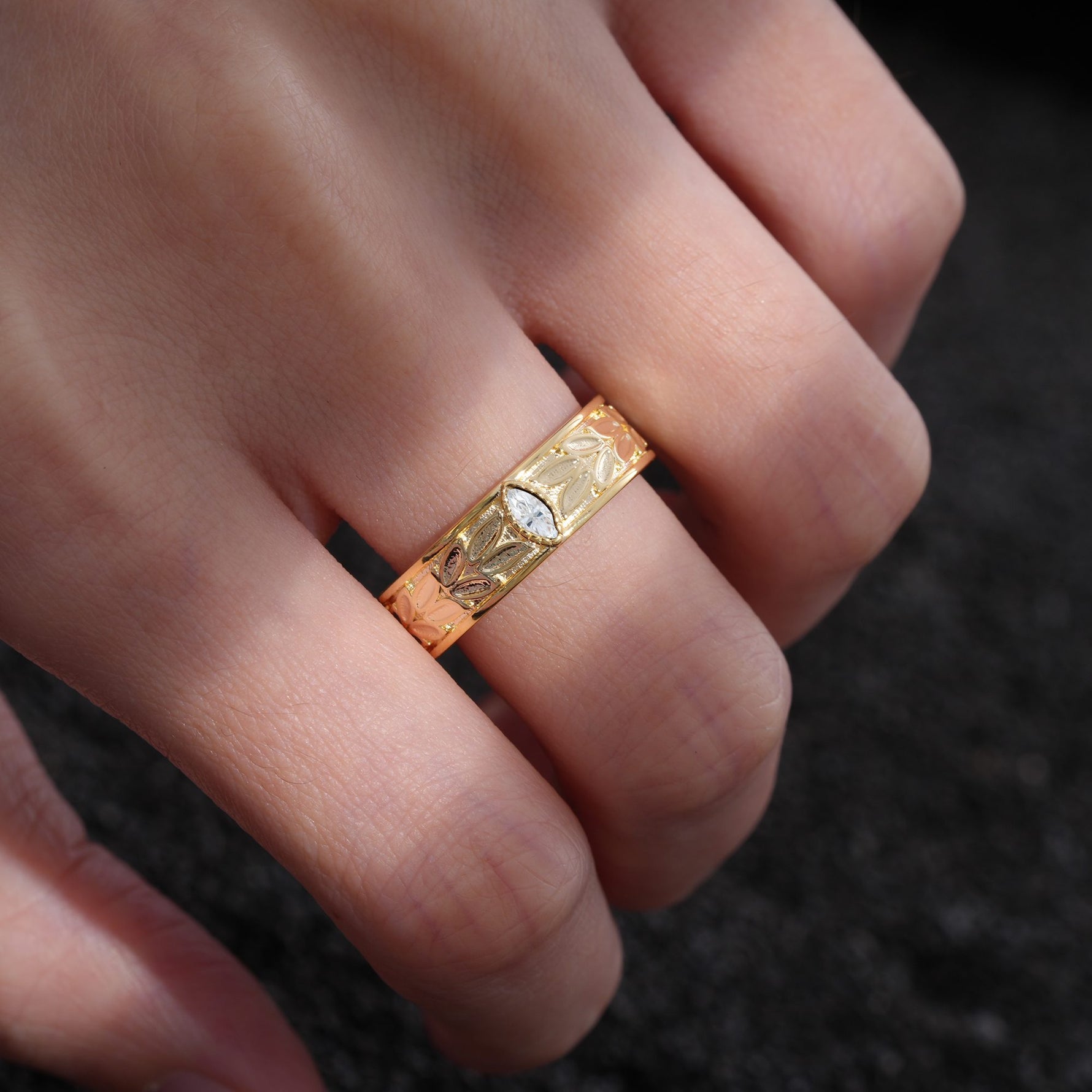 Nature-Inspired Leaf Engraved Moissanite Men’s Wedding Band - Additional view