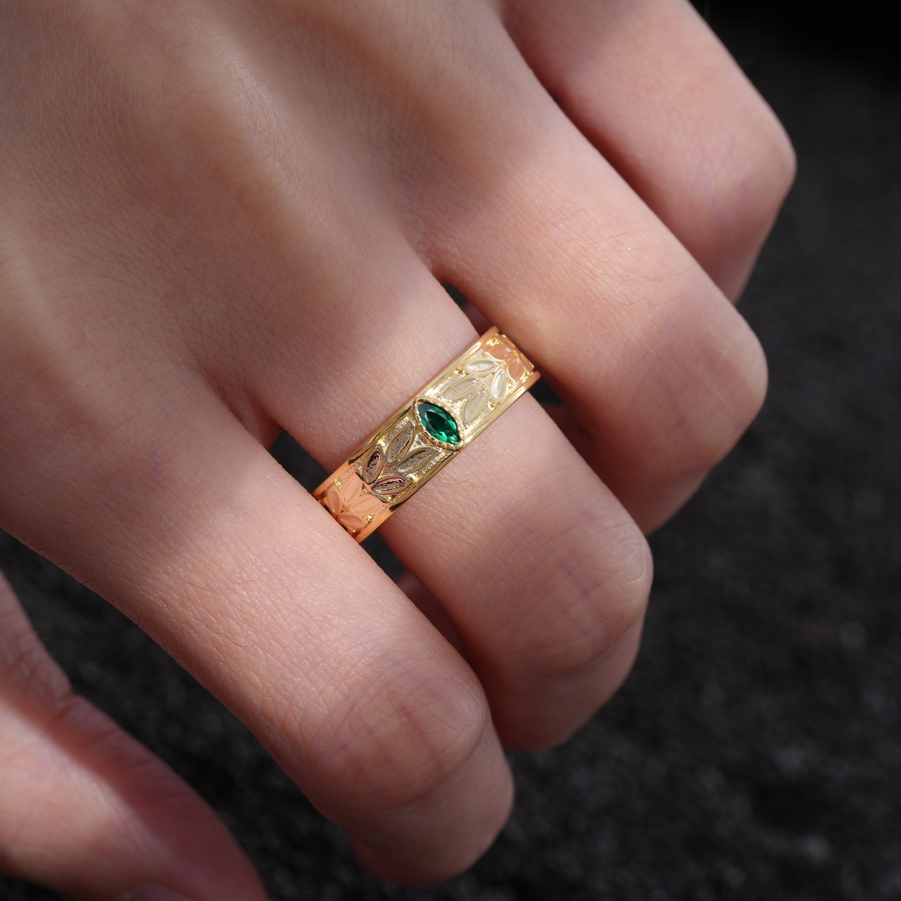 Nature-Inspired Leaf Engraved Emerald Men’s Wedding Band - Additional view