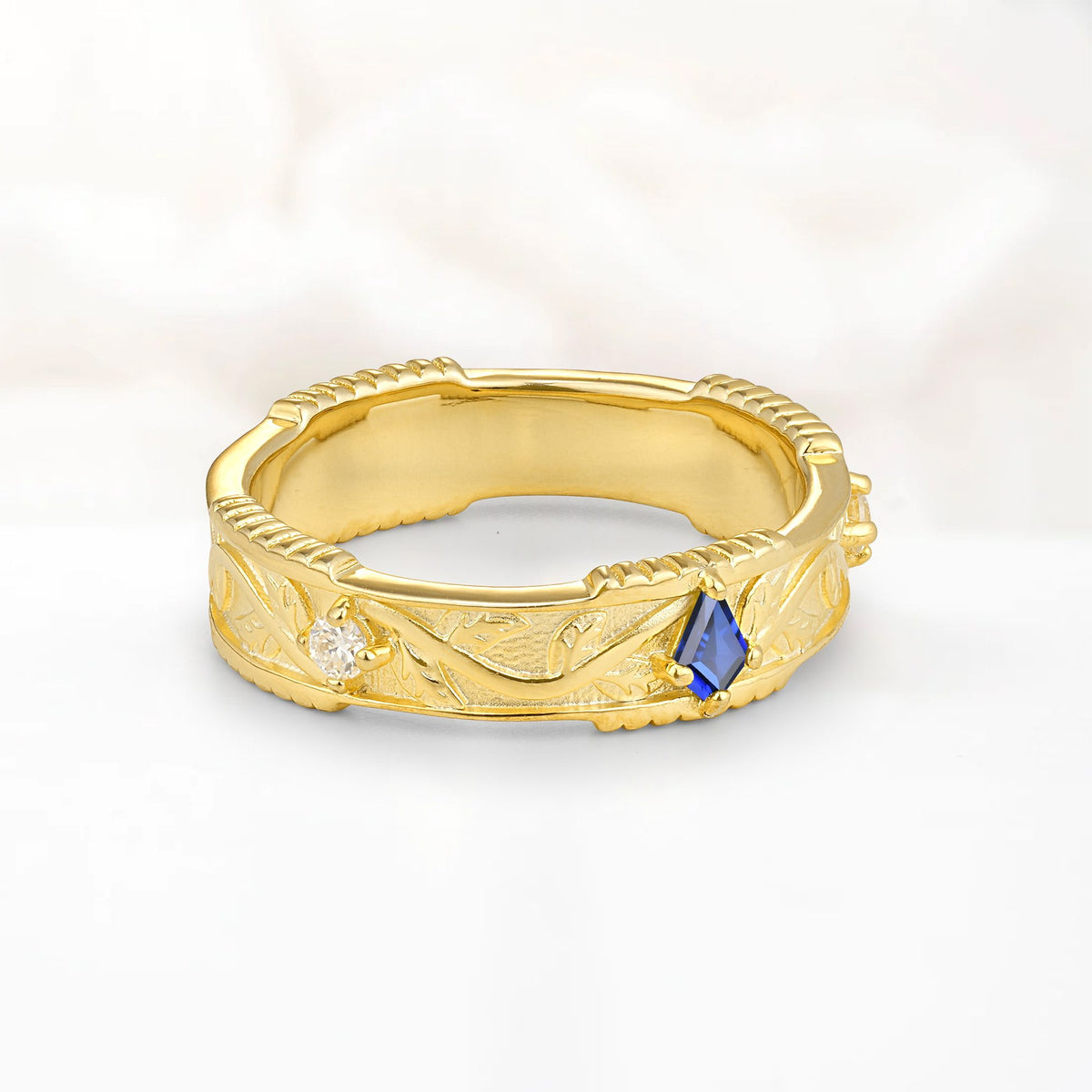 Kite Cut Sapphire Leaf Vine Nature-Inspired Men’s Wedding Band - Additional view