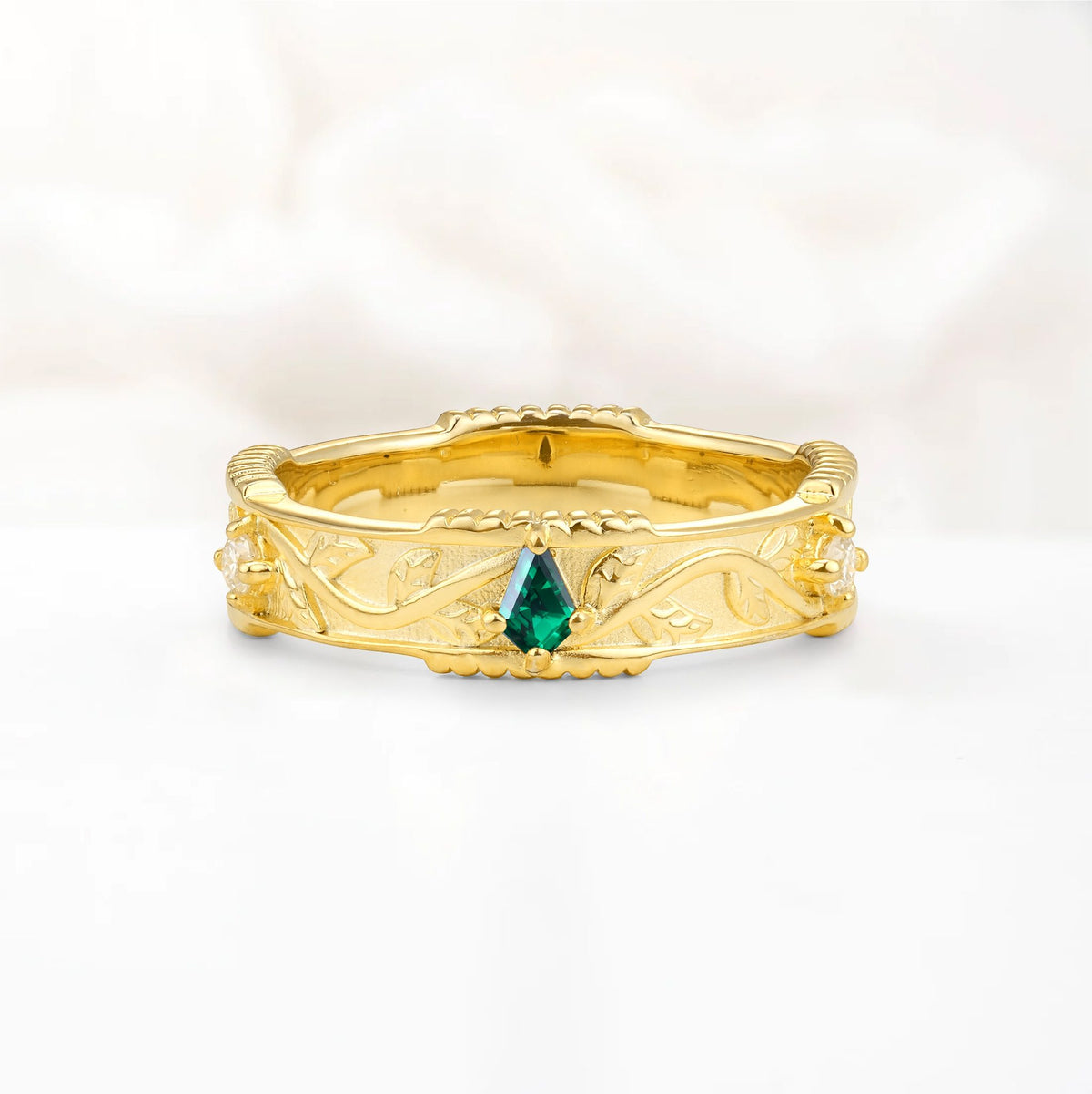 Kite Cut Emerald Leaf Vine Nature-Inspired Men’s Wedding Band - Additional view