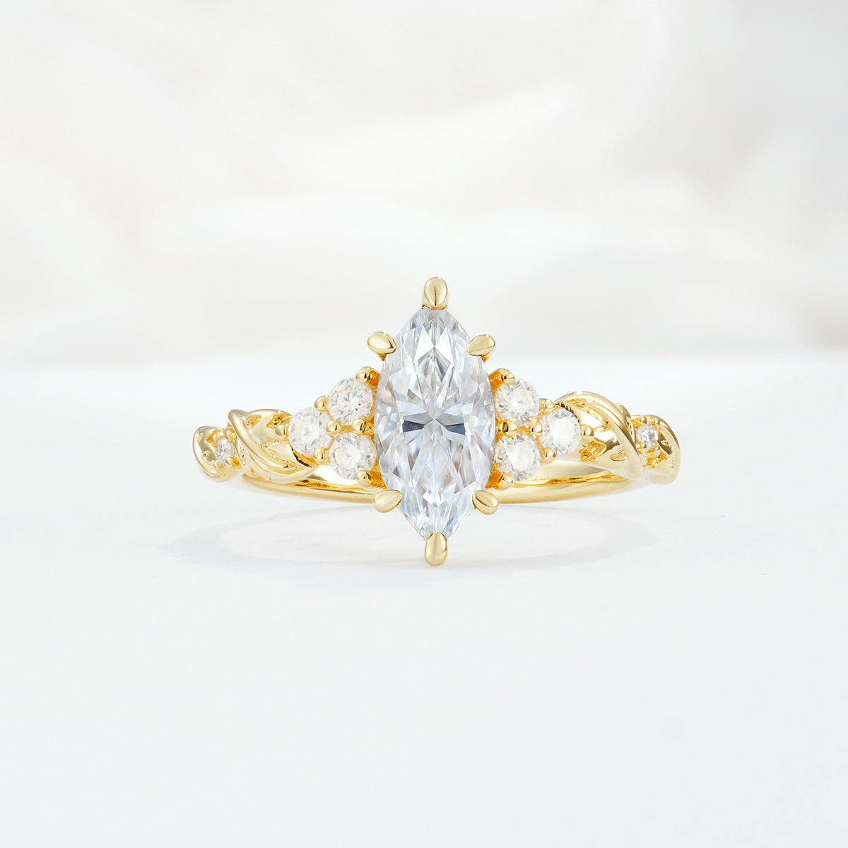 SR17467 Moissanite Ring - Yellow-Gold