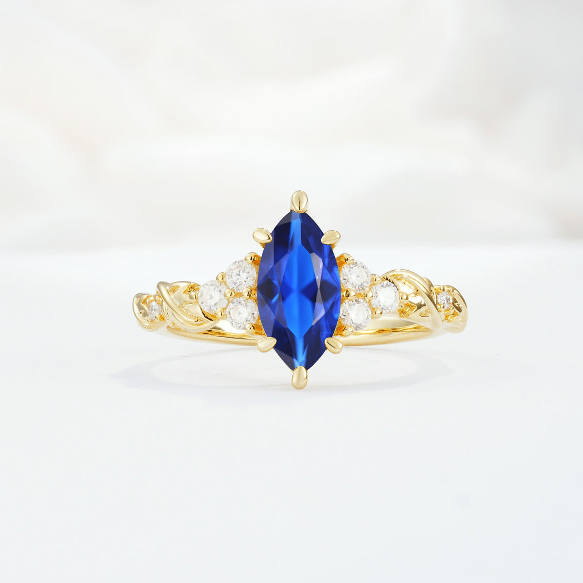 SR17467 Sapphire Ring - Yellow-Gold