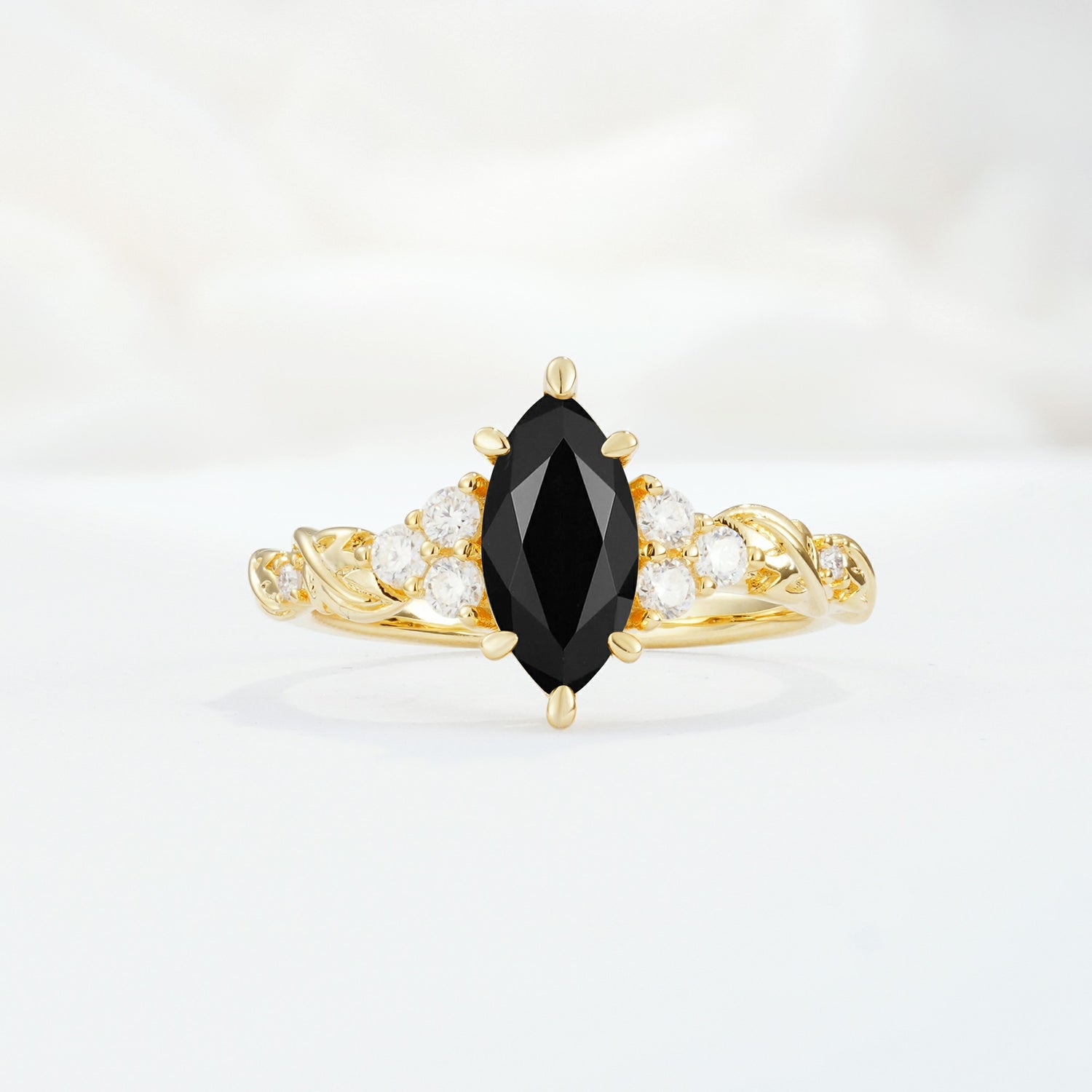 SR17467 Black Onyx Ring - Yellow-Gold