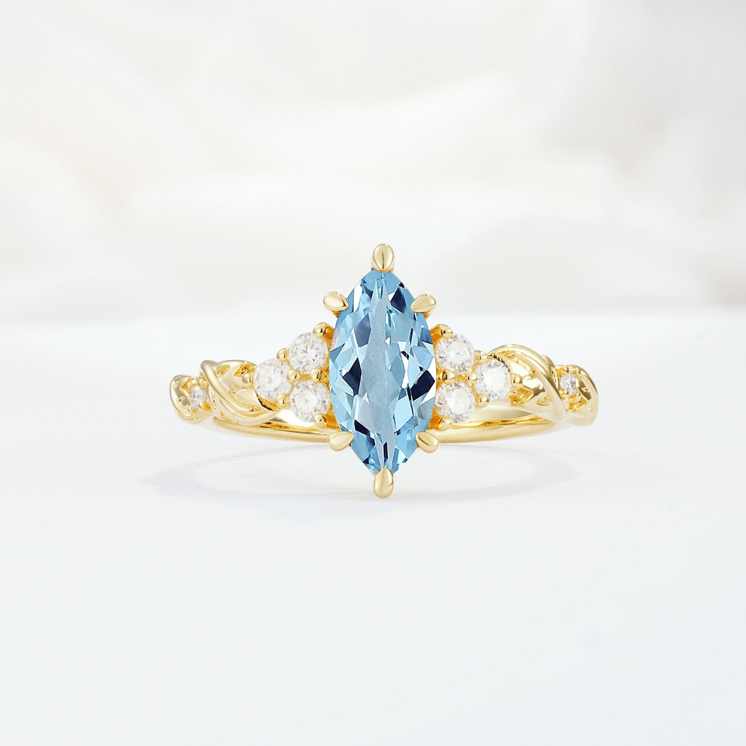 SR17467 Aquamarine Ring - Yellow-Gold